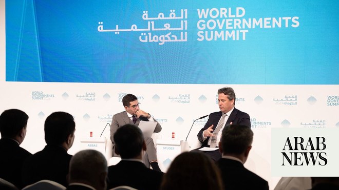 حث قادة الحكومات العالمية في قمة الإمارات العربية المتحدة على دعم استراتيجيات الأعمال الخاصة والسيطرة على الذكاء الاصطناعي