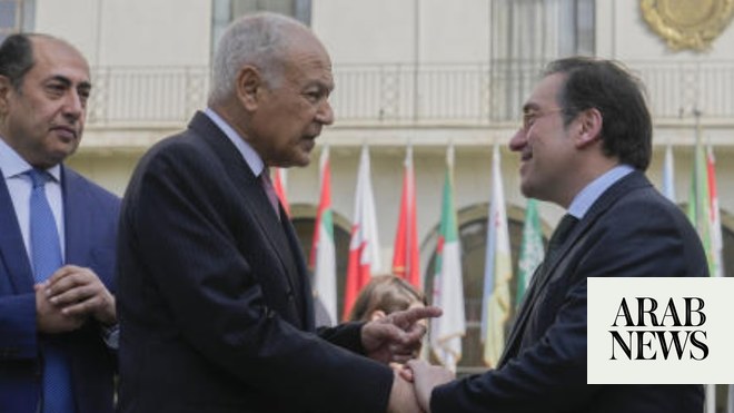 رئيس الجامعة العربية ووزير الخارجية الإسباني يبحثان خطط المؤتمر الدولي للسلام في غزة