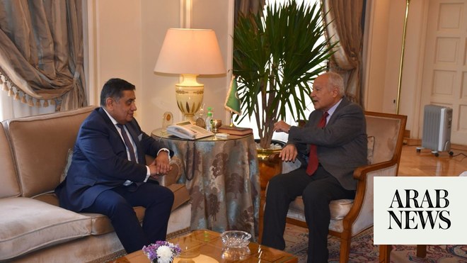 وزير بريطاني يبحث موضوع غزة مع الأمين العام لجامعة الدول العربية ووزير الخارجية المصري في القاهرة