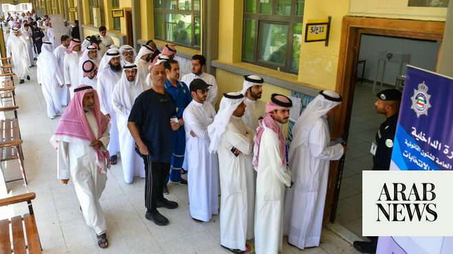 فتح مراكز الاقتراع لانتخابات مجلس الأمة الكويتي