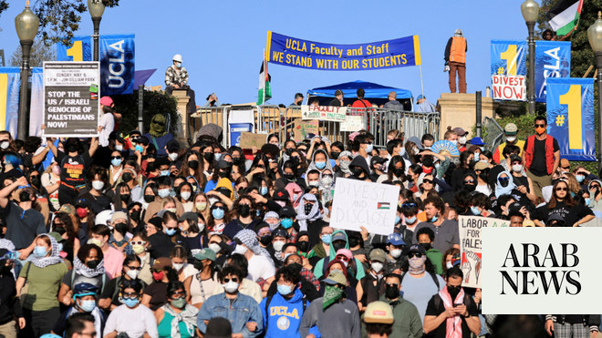 تم استبدال رئيس شرطة جامعة كاليفورنيا في لوس أنجلوس بعد الانتقادات بشأن التعامل مع الاحتجاجات في الحرم الجامعي