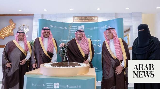Qassim governor launches tree-planting drive