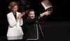 Huda Alkhamis-Kanoo receives prestigious award from Spain’s queen