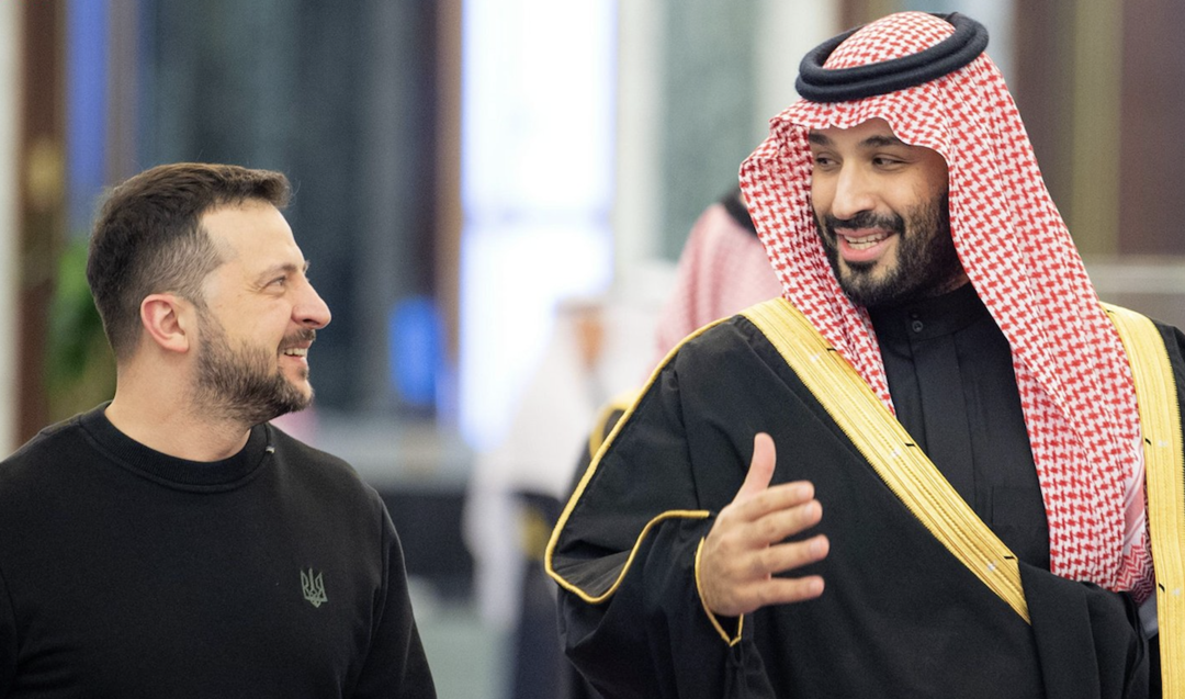 Saudi Arabia’s Crown Prince Mohammed bin Salman receives the President of Ukraine Volodymyr Zelensky in Riyadh on Tuesday. (SPA)
