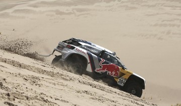 Carlos Sainz out of Dakar Rally