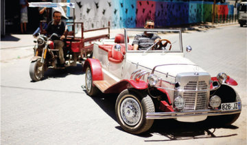 Palestinian’s classic car replica turns heads in Gaza