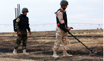 Kurds hail US arms drop as Turkey boosts Kobane battle