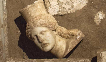 Skeleton found in mysterious Alexander-era Greek tomb