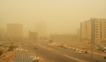 Two killed as sandstorm hits Jeddah; flights delayed