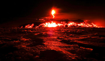 Pictuers and video of Mount Etna the highest volcano in Europe erupting