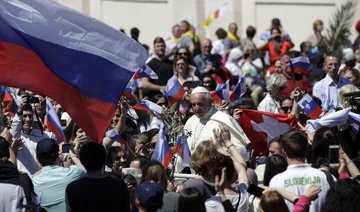 Pope on Palm Sunday decries suffering from war, terrorism