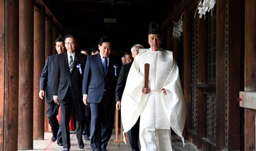 Japan lawmakers visit controversial war shrine