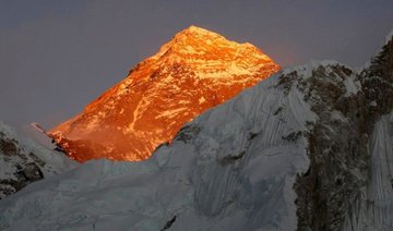 American climber dies, Indian missing on Everest
