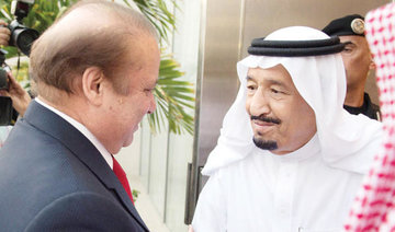 King Salman receives Pakistani PM