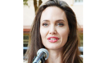 Angelina Jolie urges better treatment of refugees