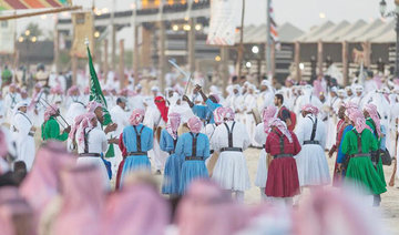 Saudi tourism chief applauds festive atmosphere at Souq Okaz