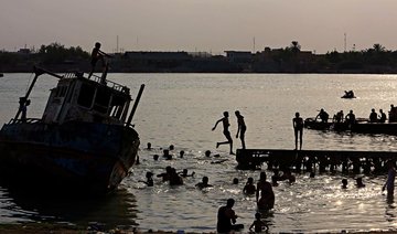Iraq announces mandatory official holiday due to heat wave