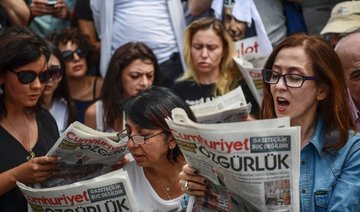 Turkey seeks arrest of 35 media workers over alleged Gulen links