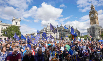 Thousands rally in London to protest Brexit plan