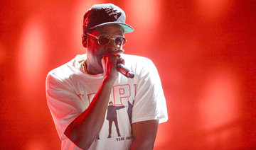 Jay-Z dedicates song to Colin Kaepernick at NYC concert