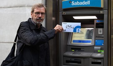 Catalan separatists in cash withdrawal protest