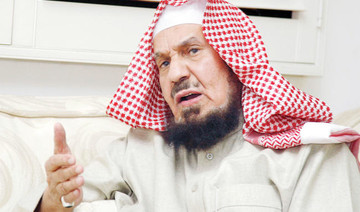 Top Saudi scholar says Muslims may pray in churches and synagogues