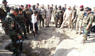 Mass graves holding 400 Daesh victims found in Iraq
