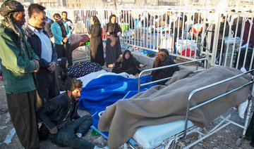 Iran quake survivors spend second night in the open air