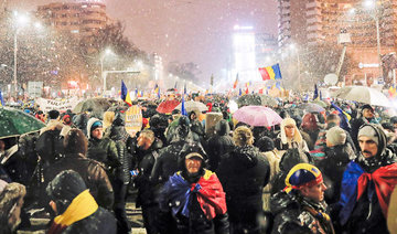 Tens of thousands stage anti-corruption protest in Romania