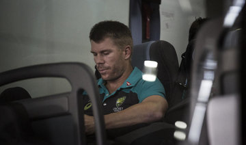 Warner apologizes via social media for ball-tampering role