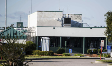 Seven inmates dead, 17 injured in South Carolina prison fighting