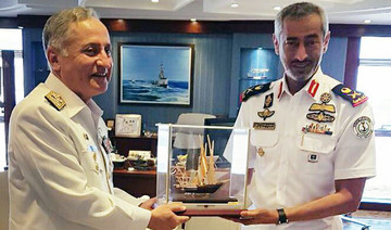 Pakistan, UAE naval chiefs strengthen ties