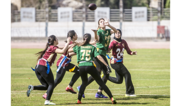 Cairo women take to the  American football field