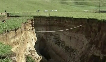 Spectacular 6-story-deep sinkhole opens on New Zealand farm