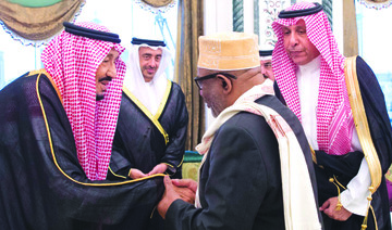 King Salman receives African leaders in Makkah