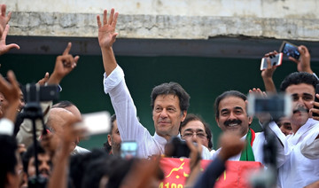 Pakistan’s Imran Khan wins vote but no majority 