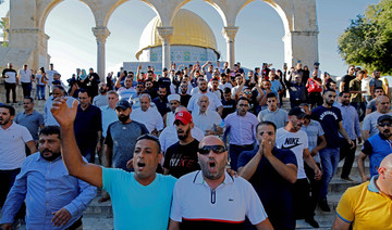 Israeli police enter Al-Aqsa, new settler homes pledged after knife attack