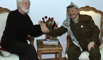 Uri Avnery, who shocked Israel by meeting Yasser Arafat, dies aged 94