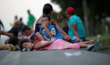 Migrant caravan resumes trek to US-Mexico border
