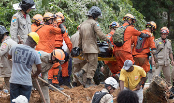 Mudslide near Rio de Janeiro kills 10, injures 11