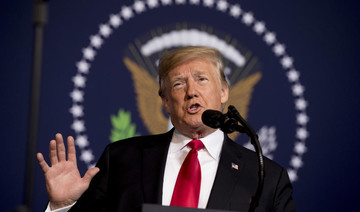 Trump presses border wall ahead of meeting with top Democrats