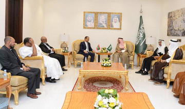 Minister discusses Hajj  with officials from  Mauritania