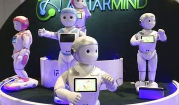 Robots walk, talk, brew beer and take over CES tech show