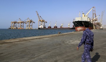 Yemeni government, Houthis meet aboard UN ship