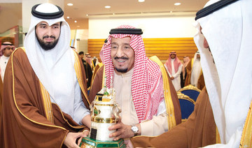 King Salman patronizes annual Grand Horse Race 