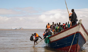 Aid agencies struggle to rescue Mozambique cyclone victims