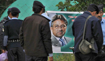 Pakistan court orders Musharraf to appear on May 2 or lose right of defense