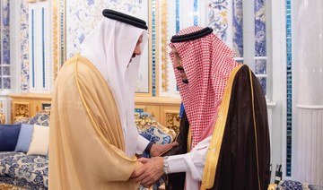 King Salman receives GCC secretary-general and other diplomats in Jeddah