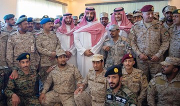 Saudi crown prince sends Eid congratulations to troops, citizens on southern border