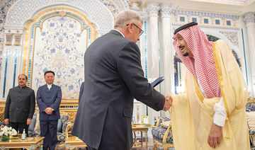 King Salman receives credentials of foreign ambassadors